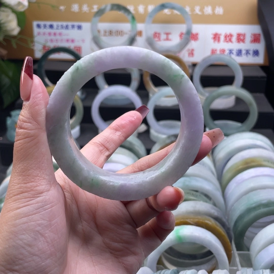 【闪购商品】未镶嵌手镯定制翡翠雪**裳