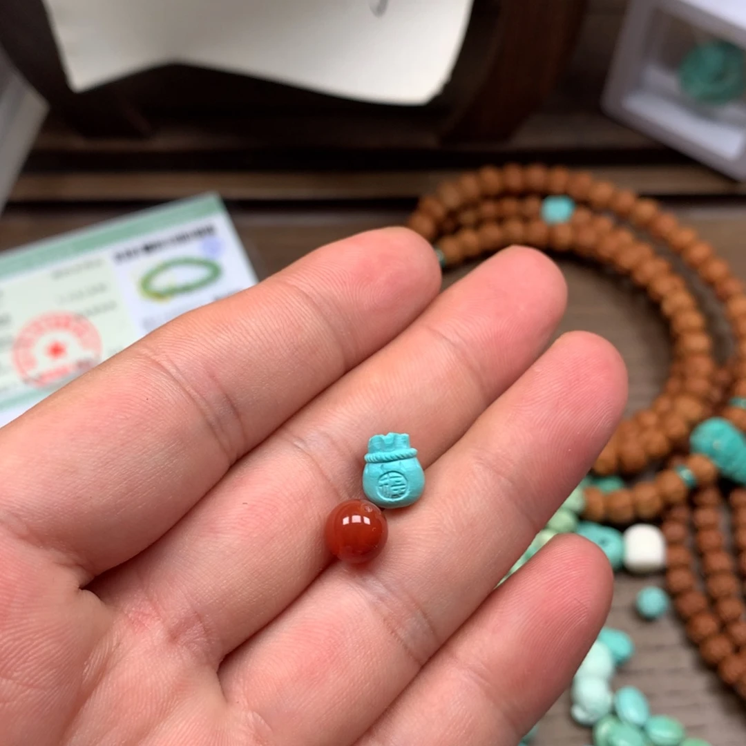 未镶嵌雕刻南红玛瑙