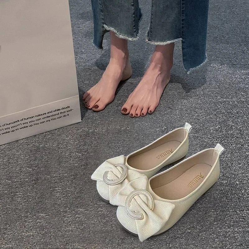 大码女鞋41-43脚宽脚胖凉鞋女夏季爆款新款平底单鞋孕妇豆豆鞋子