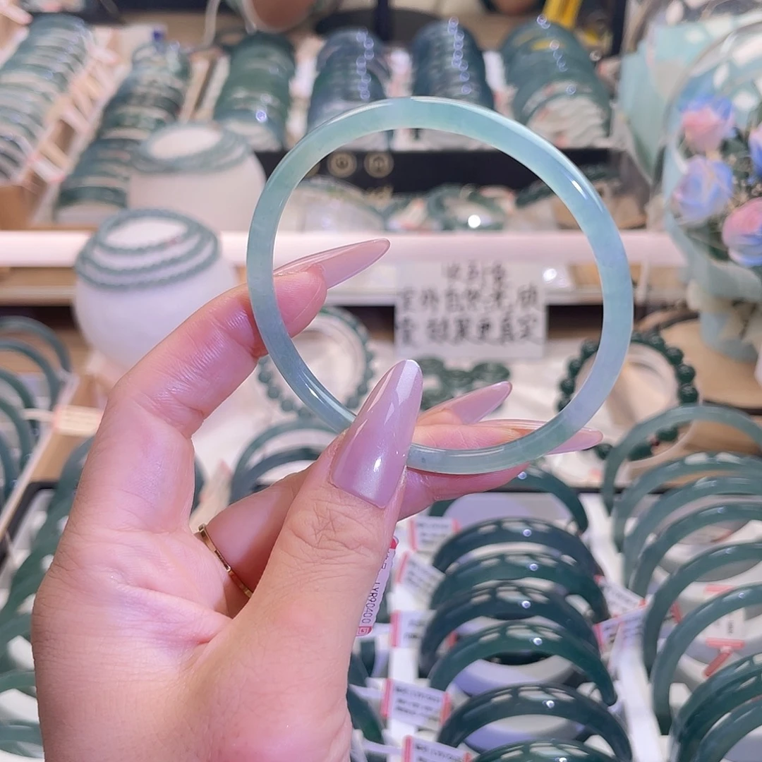 翡翠未镶嵌手镯58-59圈