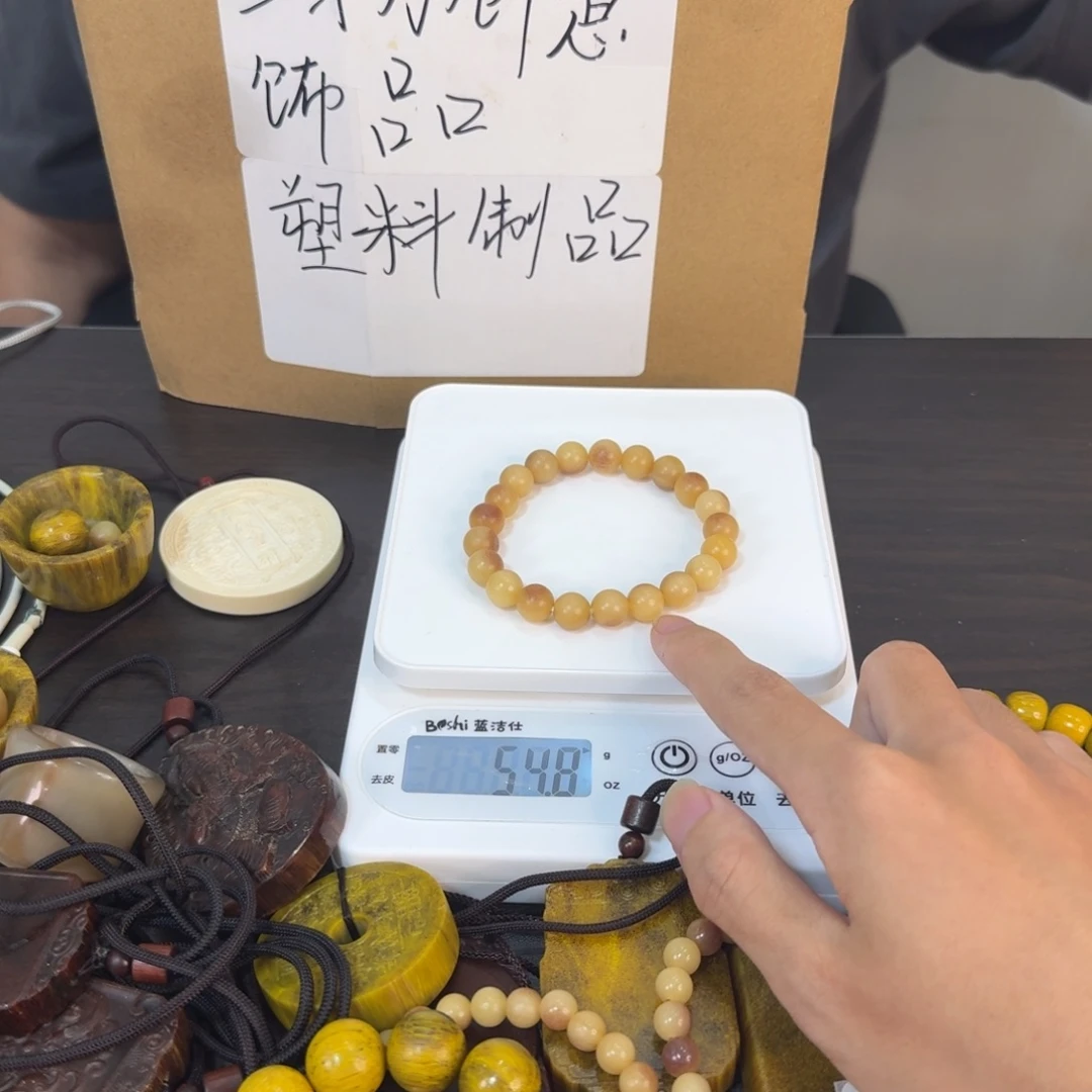 塑料创意饰品工艺品10