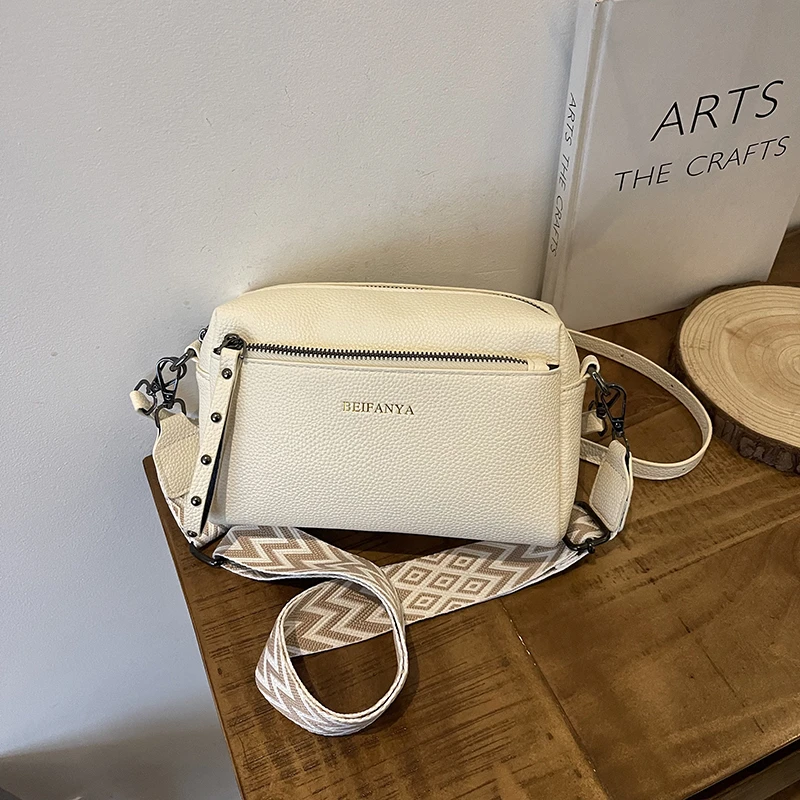 小方包风潮斜挎包外出旅行随身包潮流欧美风日系单肩包质感通勤包