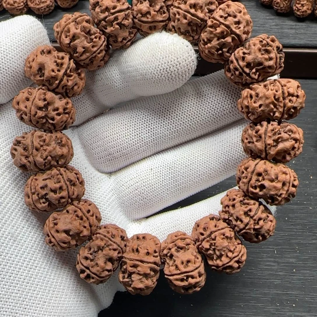 金刚菩提吊坠21mm天然纽扣（扇面）