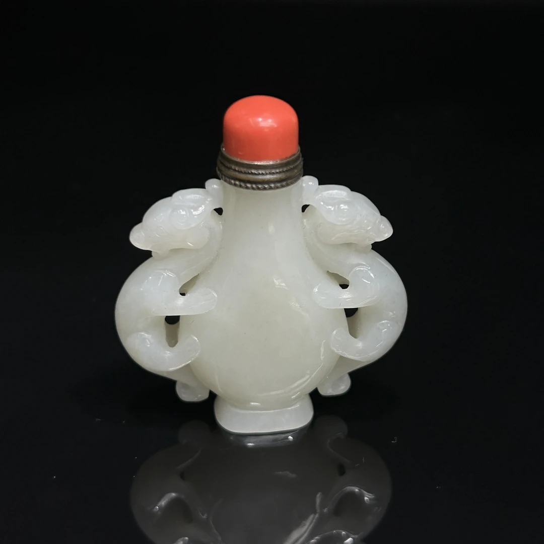 LOT.8/20世纪和田玉鼻烟壶/430590