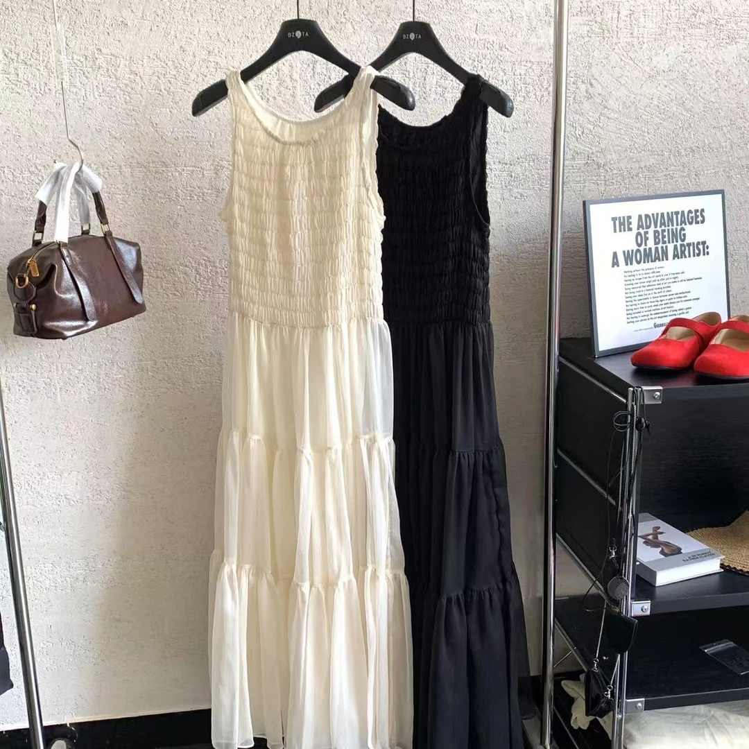 『雨美 Show』6883时尚百搭无袖薄纱连衣裙