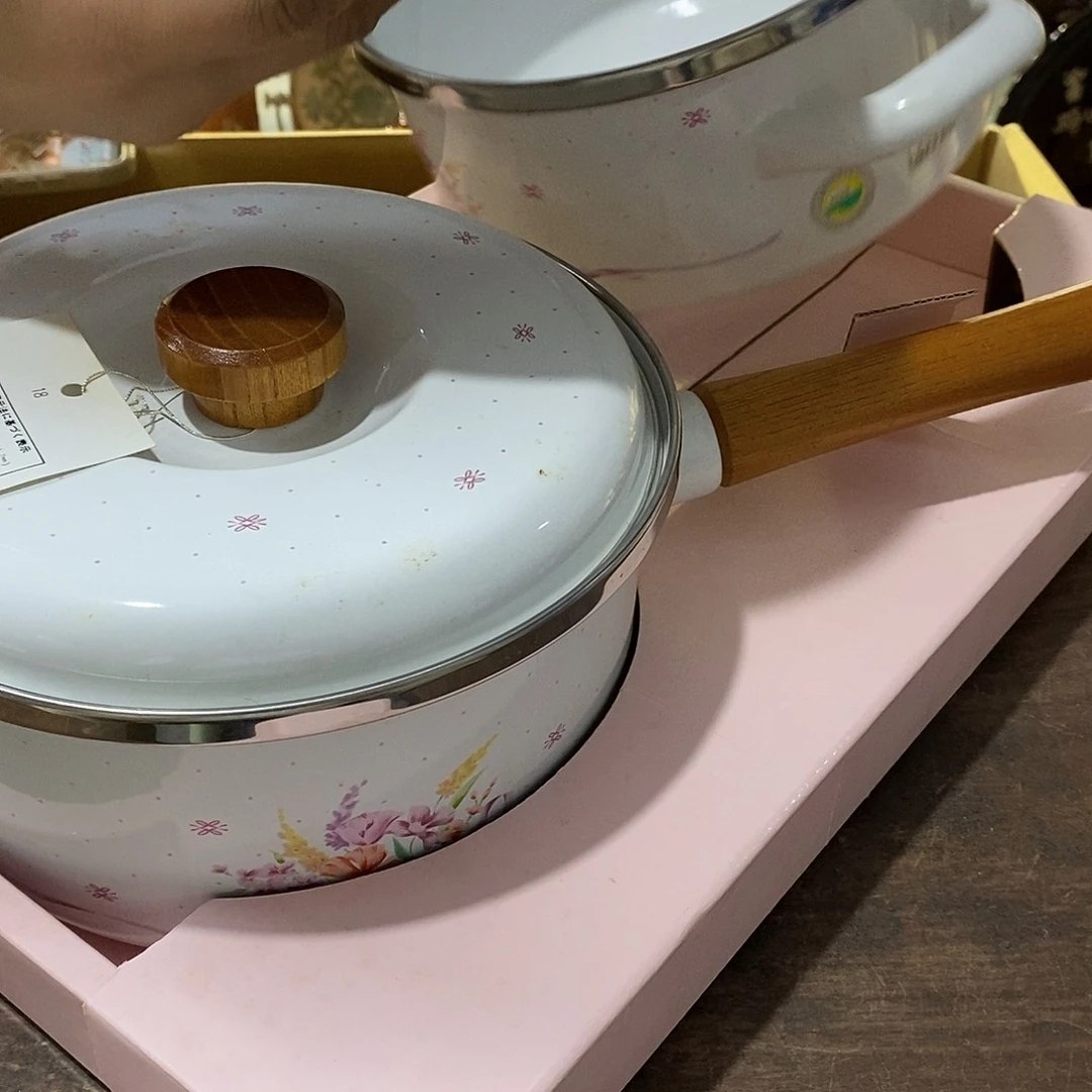茶盏哈哈我真的好想你了