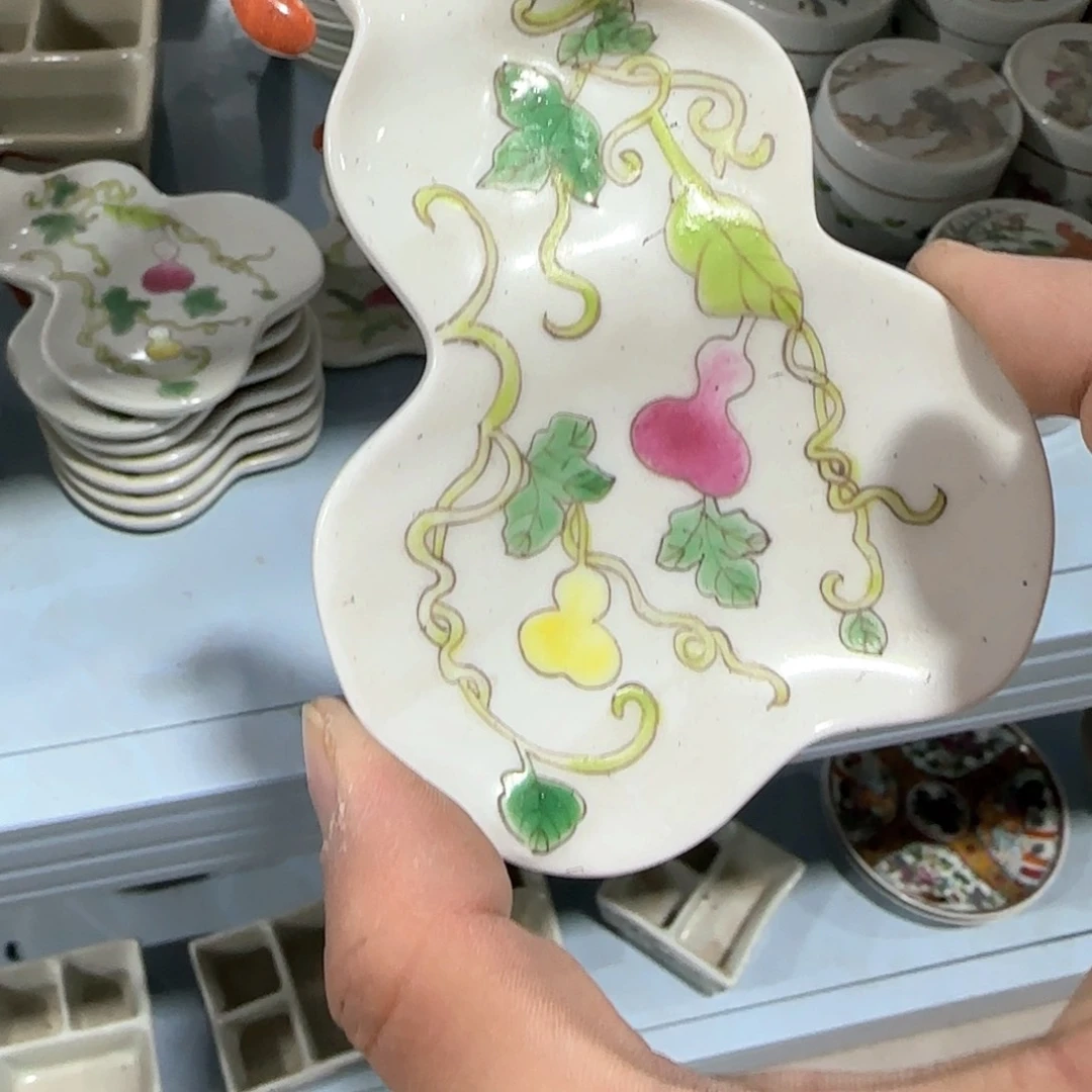 瓷片手绘瓷器全部处理了