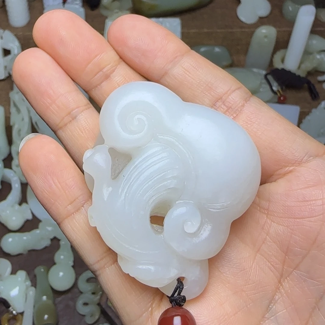 和田玉挂件未镶嵌