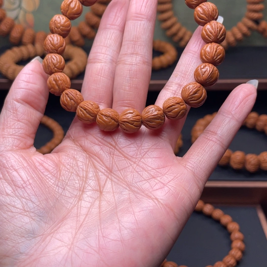 吊坠桃核10玉龙脊