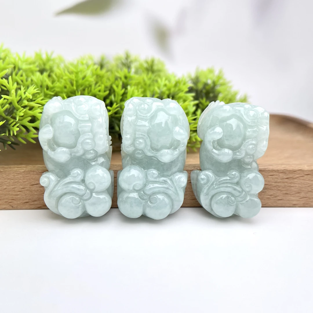 菲菲珠宝好*翡翠貔貅约41*23mm吊坠/多样性发一