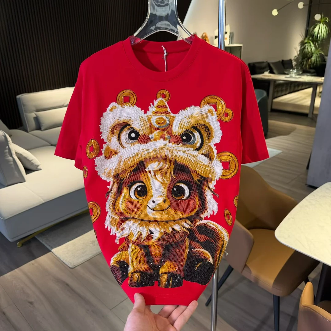 28002马短袖新款重工艺烫钻翅膀短袖t恤男士轻奢宽松圆领百搭半袖