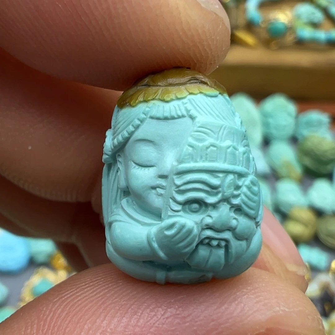 绿松石颈饰未镶嵌