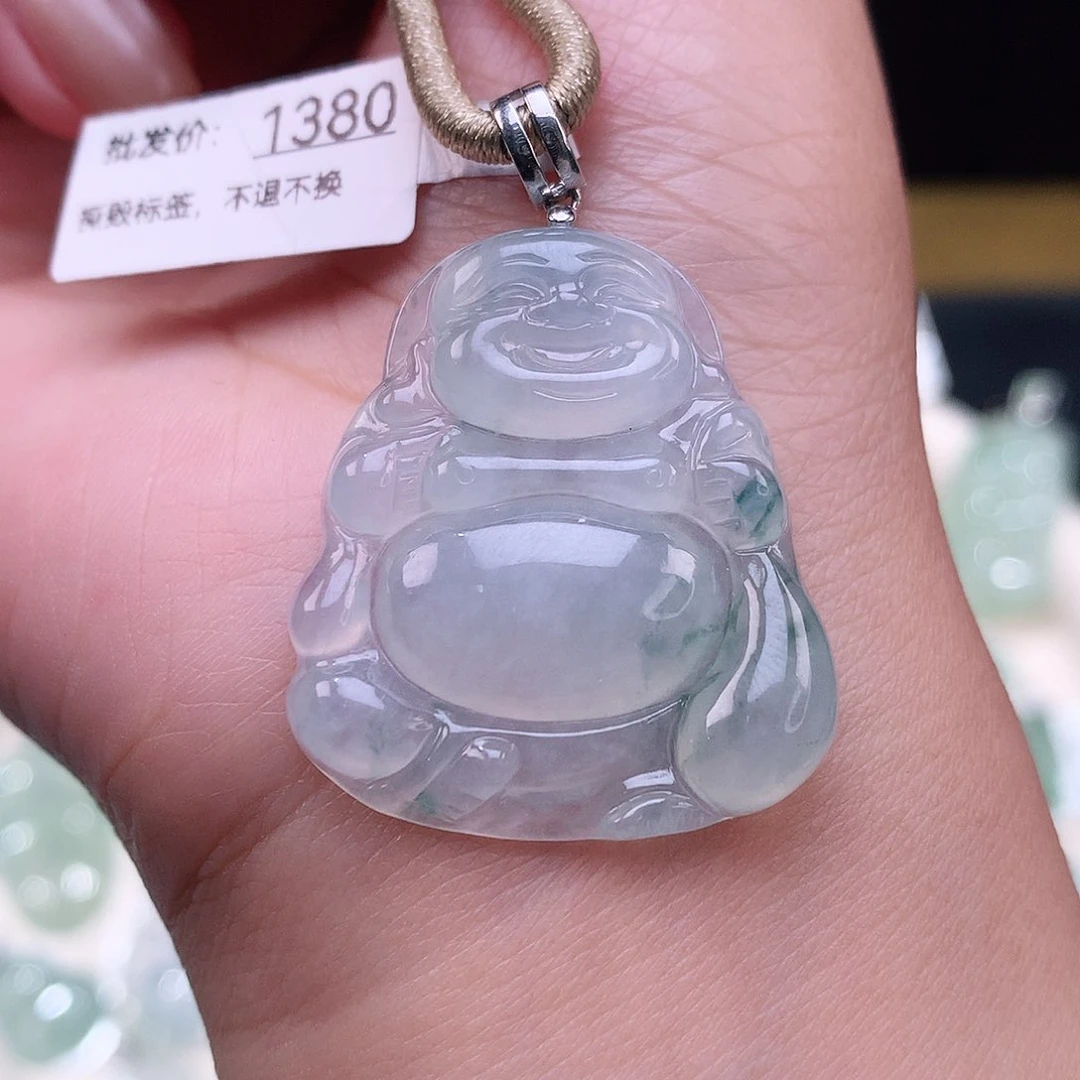 颈饰18K金镶嵌翡翠布袋佛