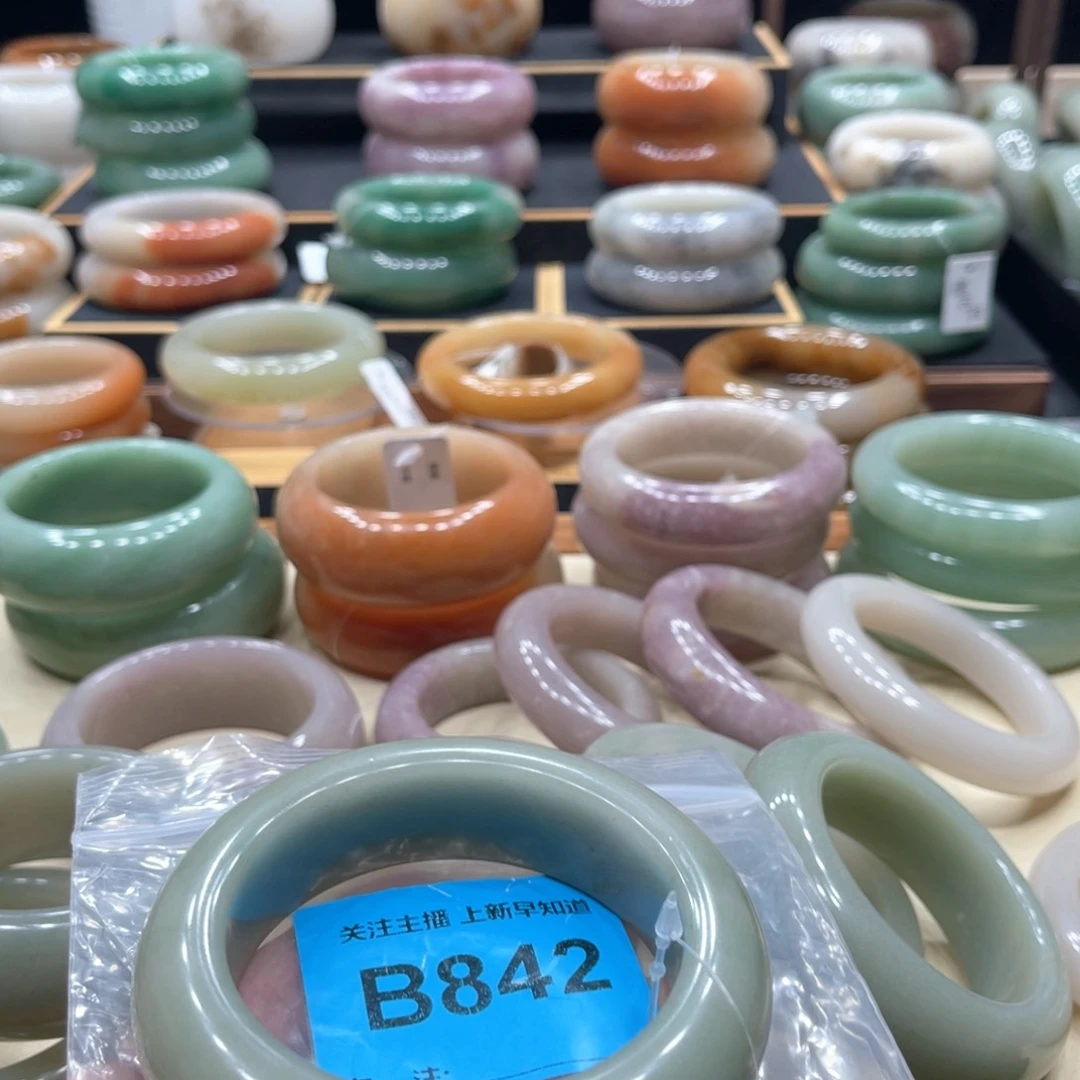 石英质玉手镯未镶嵌真*