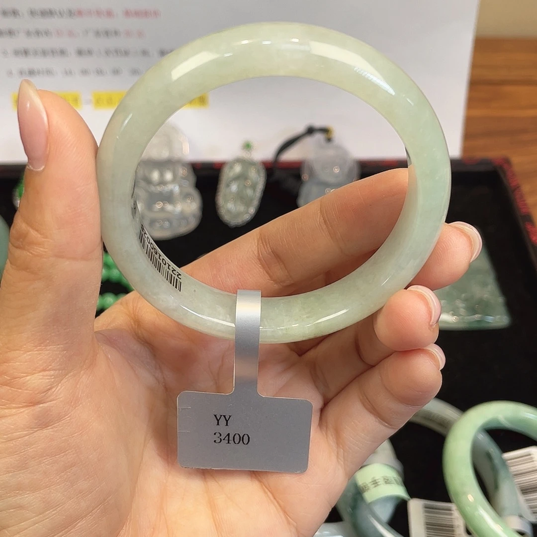 未镶嵌手镯翡翠54