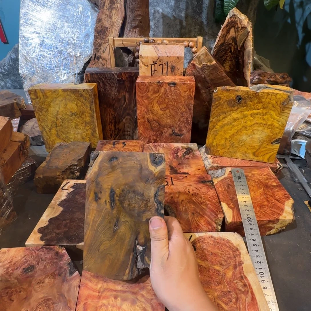小***哥黄花梨/降香黄檀小叶羊蹄甲老料瘤疤料子