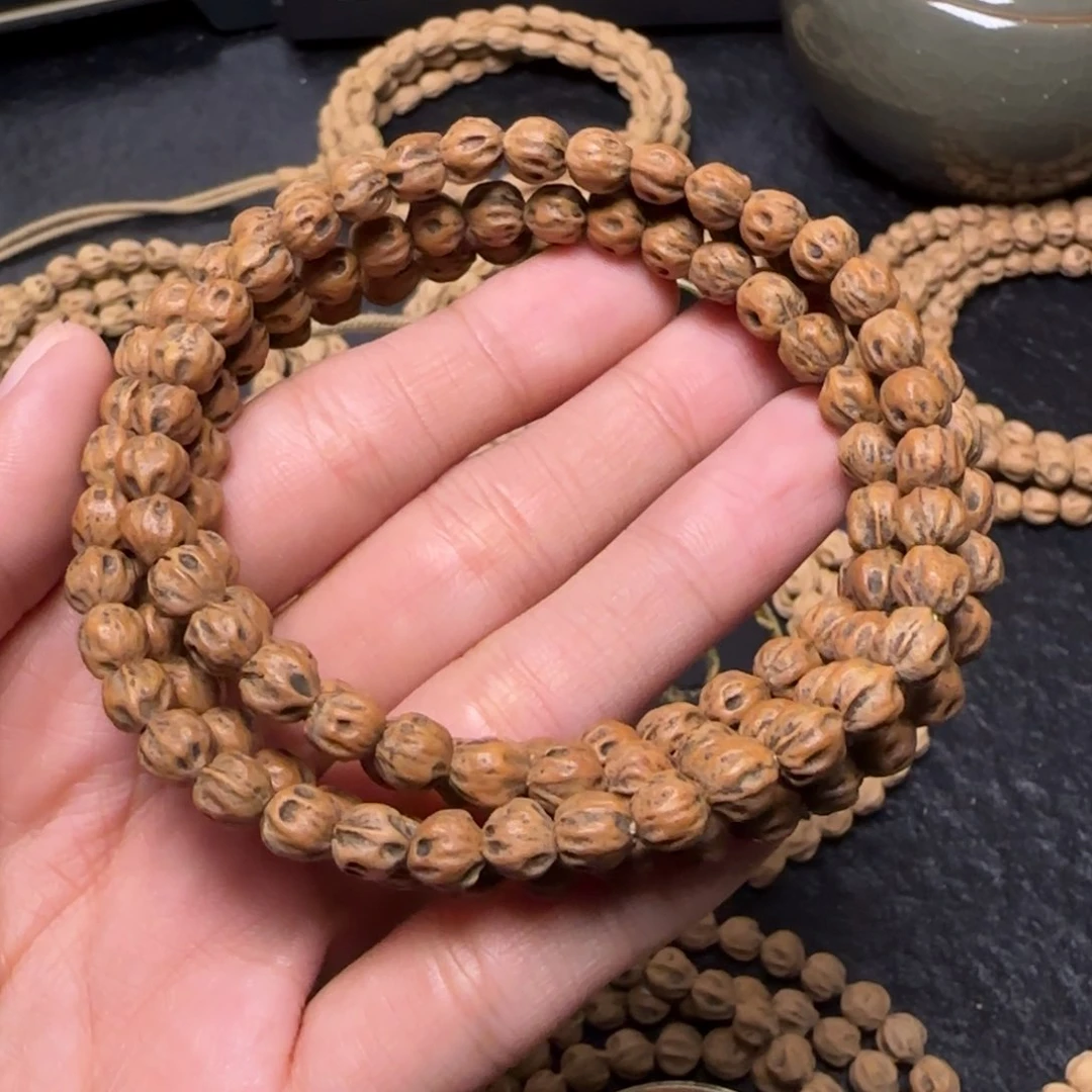 柏香籽/百香籽吊坠烟*