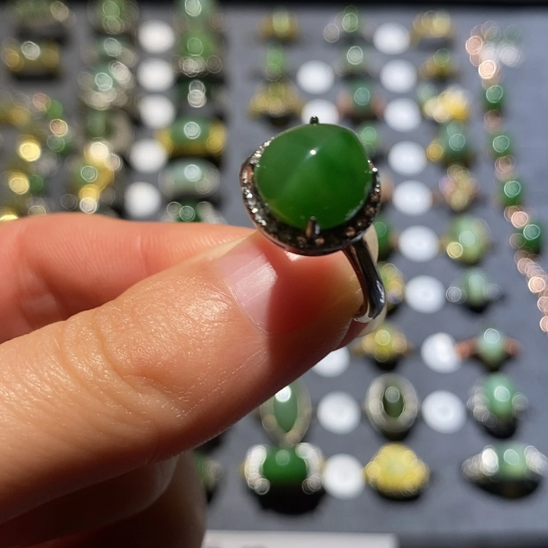 和田玉未镶嵌戒指