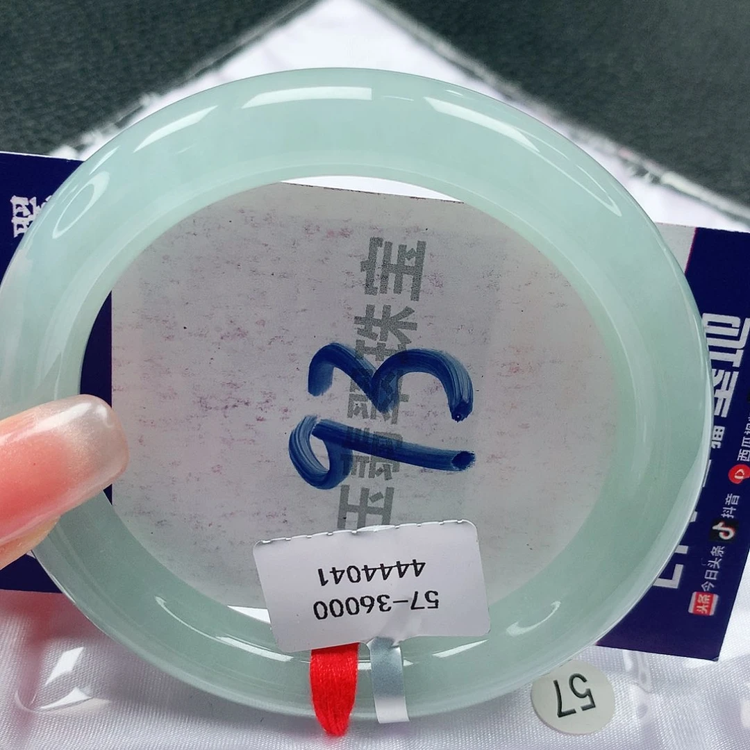 翡翠手镯未镶嵌缅甸天然a货翡翠