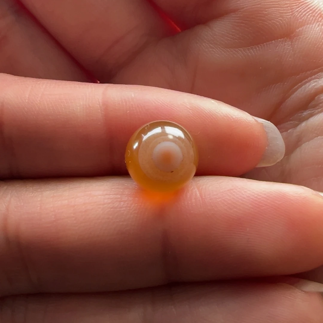 南红玛瑙天眼9.6未镶嵌依*