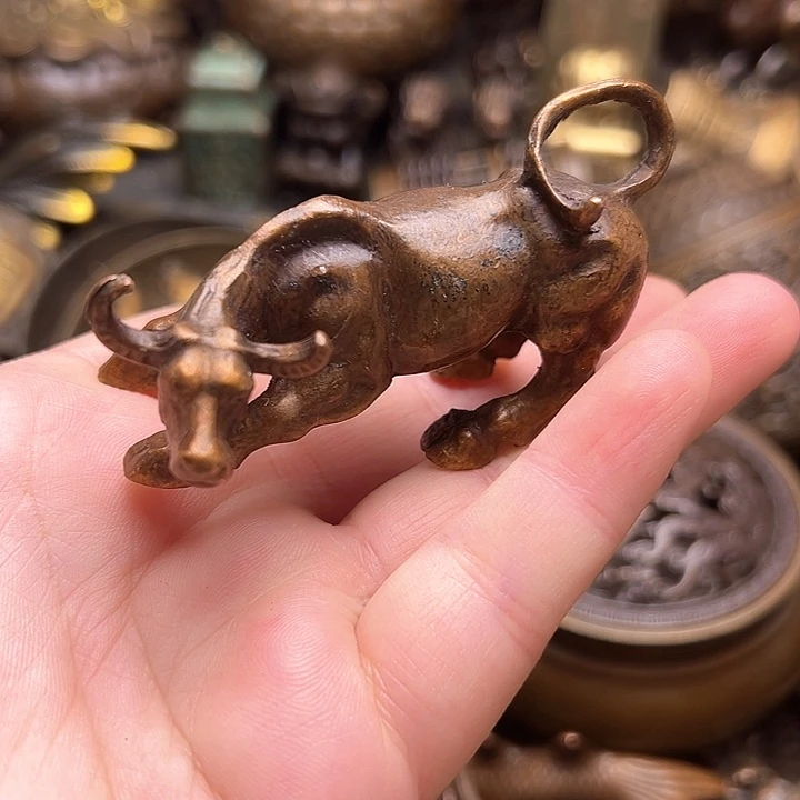 铜器摆件老王直播间