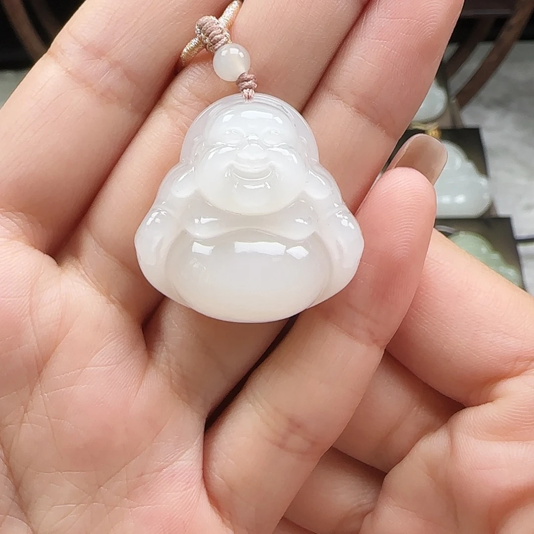 和田玉未镶嵌吊坠(赠链)