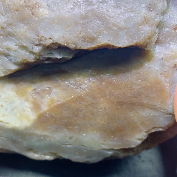 和田玉未镶嵌珠宝半成品