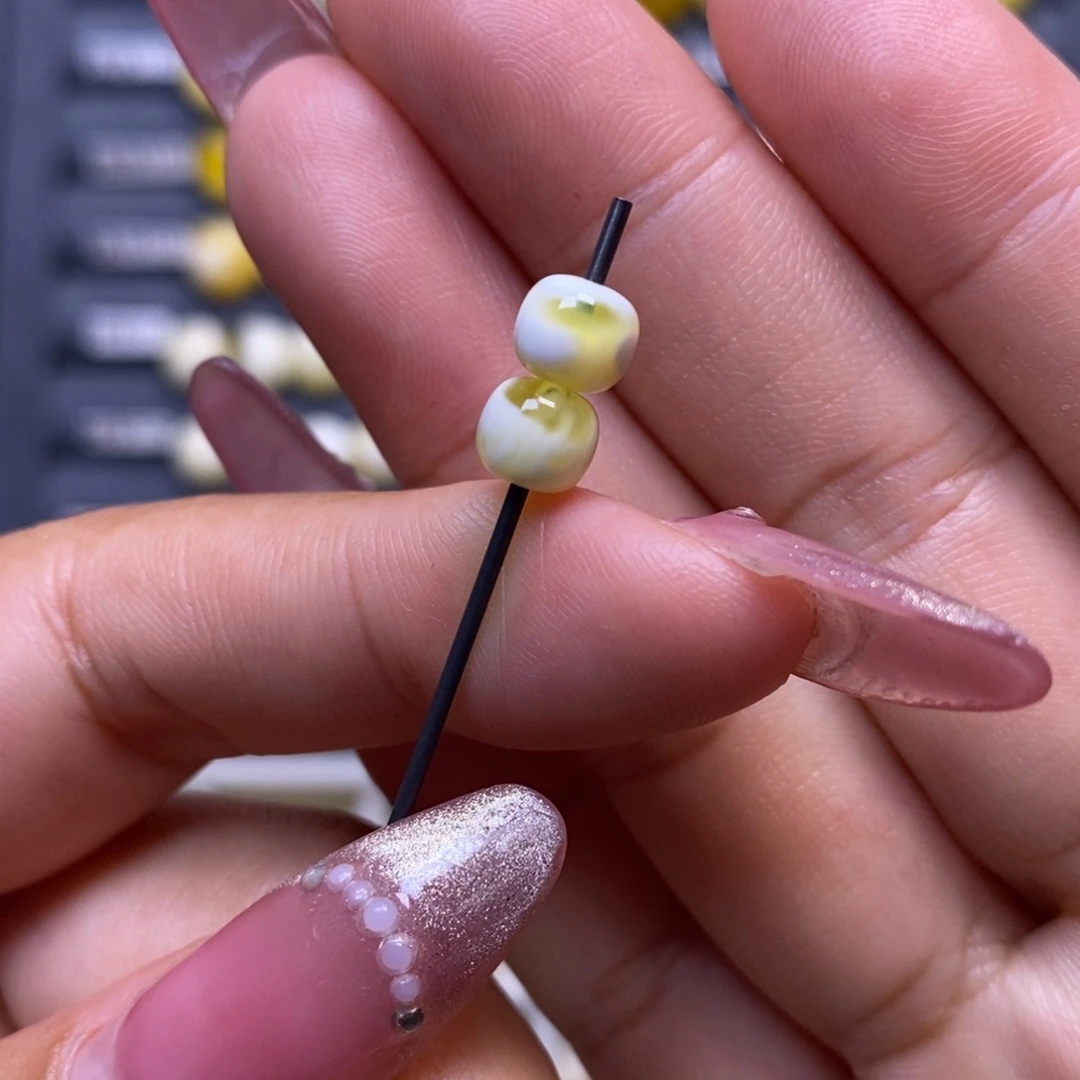 蜜蜡未镶嵌珠宝奇石金白妖花老型6.4*5.5mm