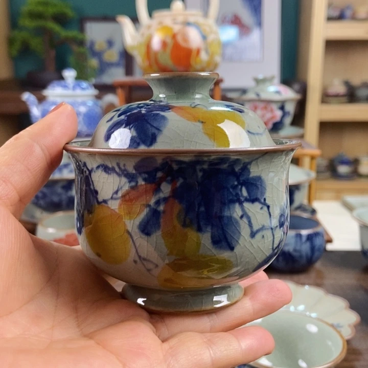 瓷片手工制作工艺精湛等特点为