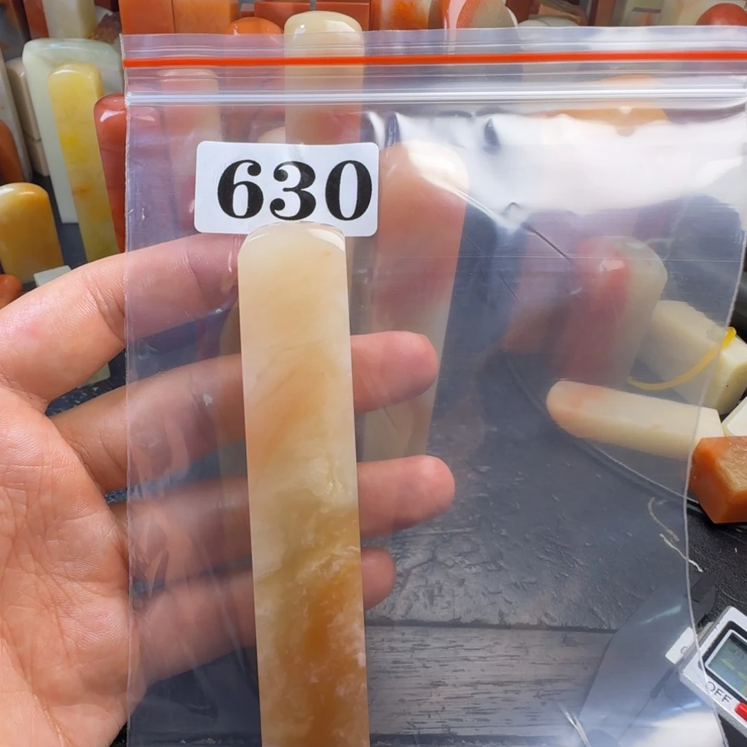 老挝石k****khjjjkjjnjjjjnnj