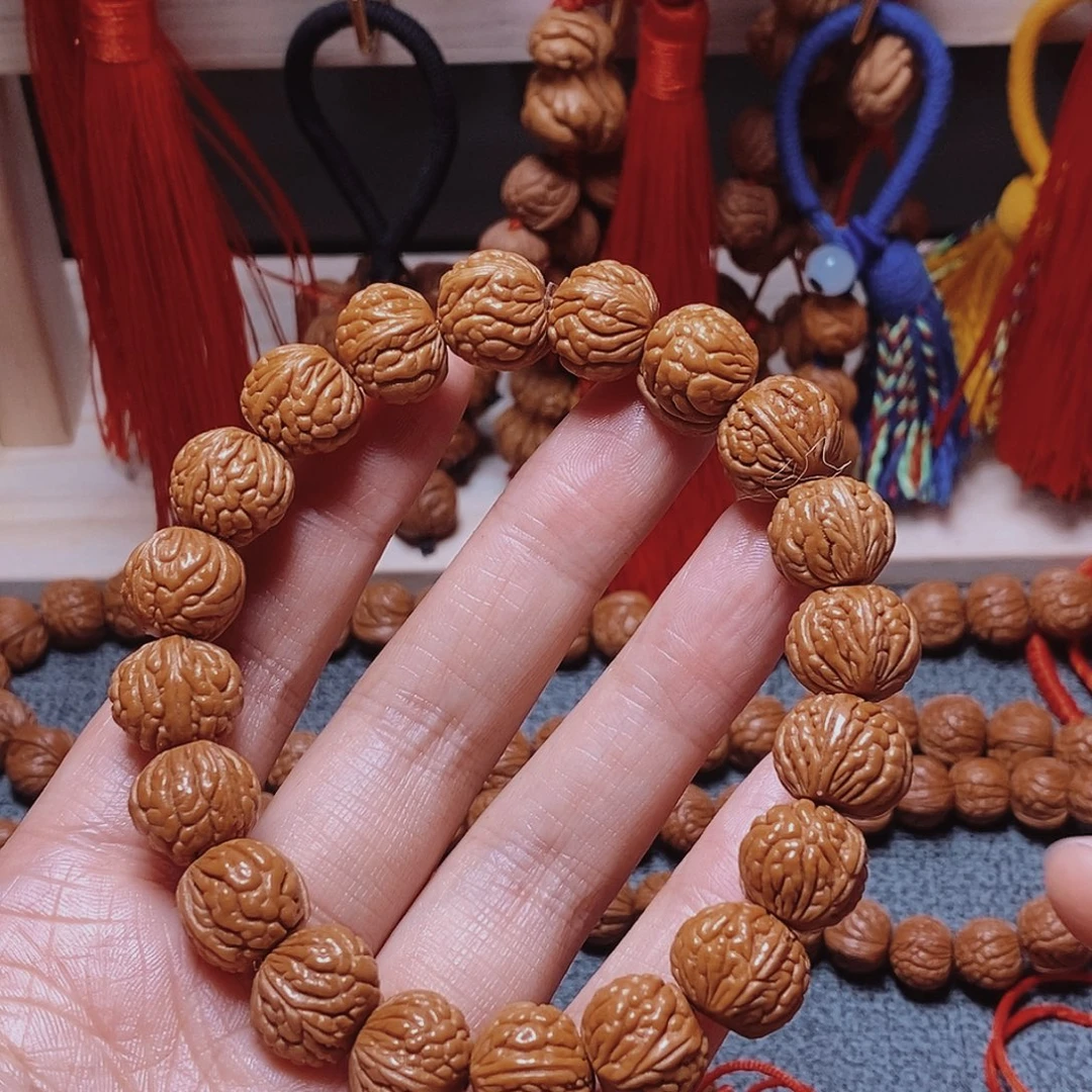 吊坠桃核桃枭手串