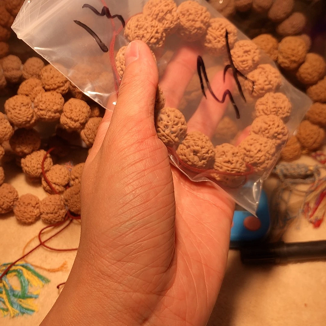 金刚菩提手串有****i13。