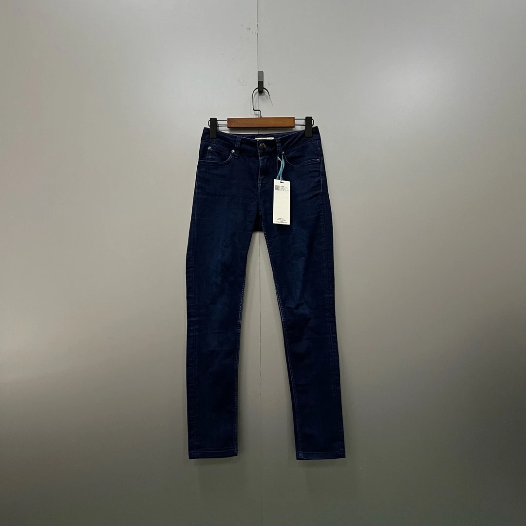 Burberry 巴宝莉 深蓝色牛仔裤 26码/95新/公价5000/fg203180