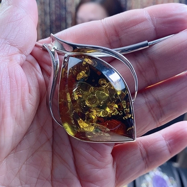 琥珀颈饰银S925镶嵌吊坠