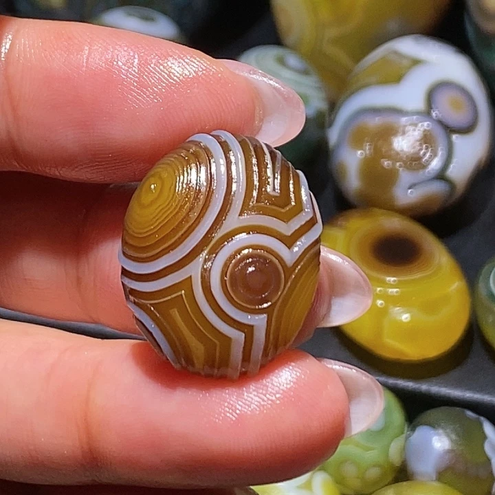 玛瑙/玉髓未镶嵌珠宝奇石58