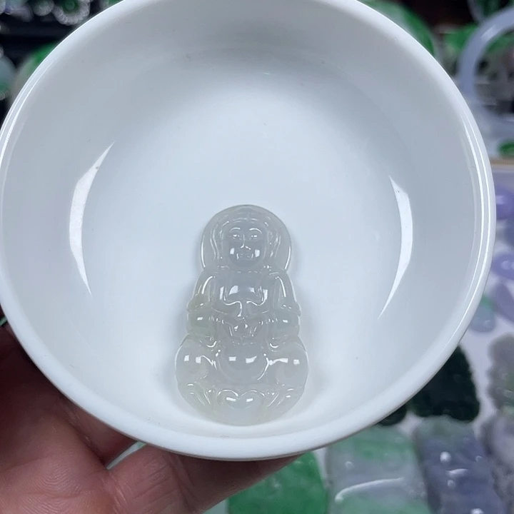 翡翠未镶嵌颈饰5、清货：糯冰观音