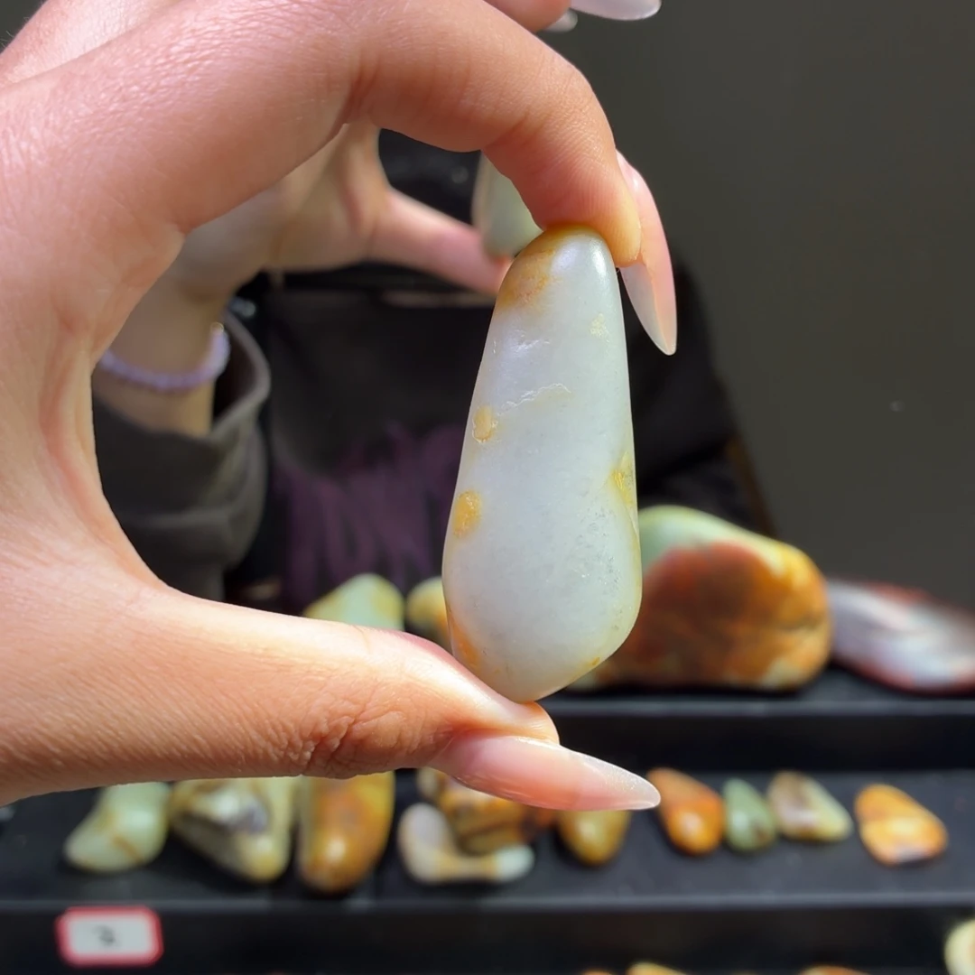 和田玉未镶嵌挂件44.7