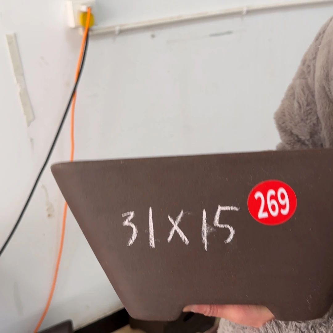 紫砂花盆呜呜呜呜