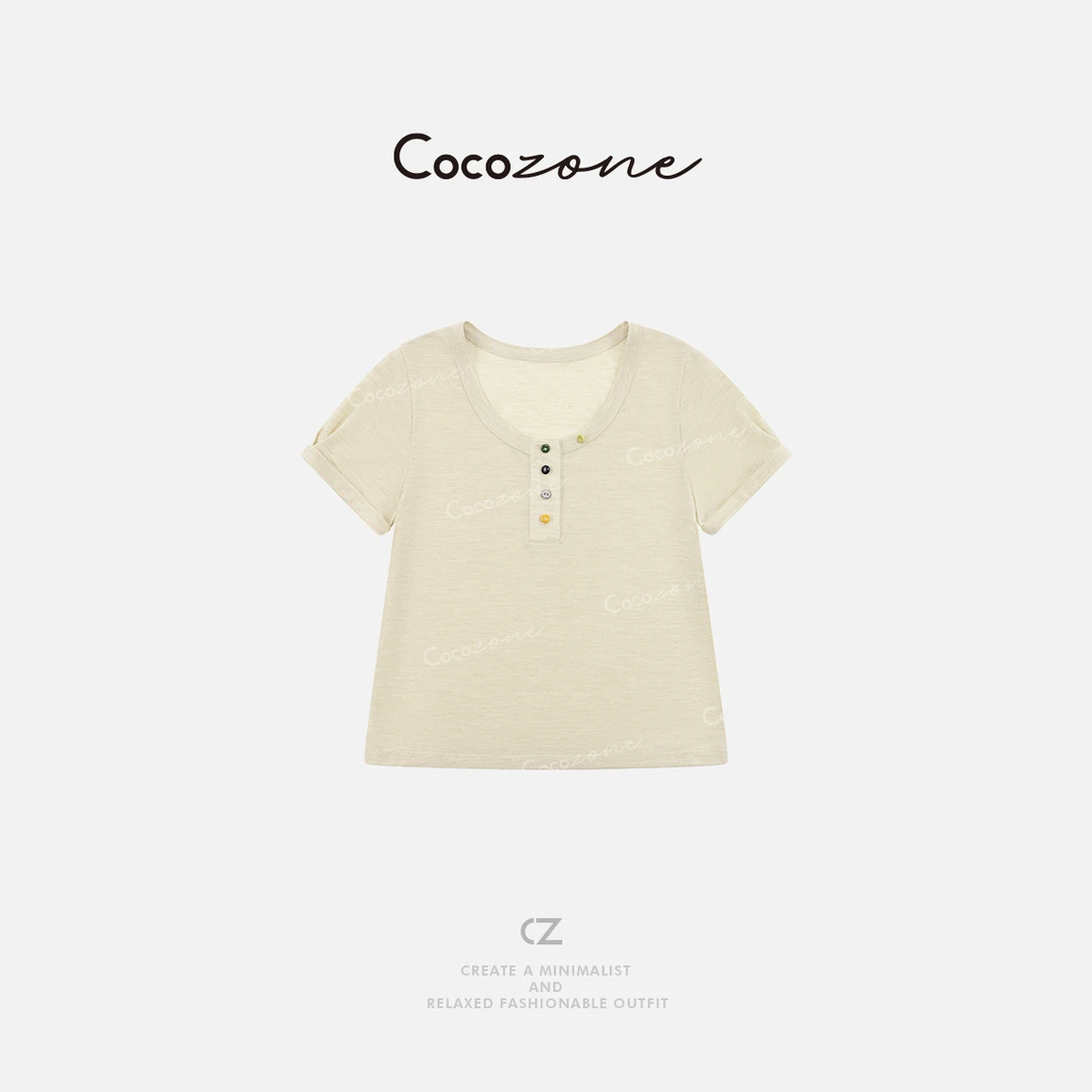 COCO ZONE 刘一一  亨利领层次感复古学院风彩色纽扣T恤CD1A0843