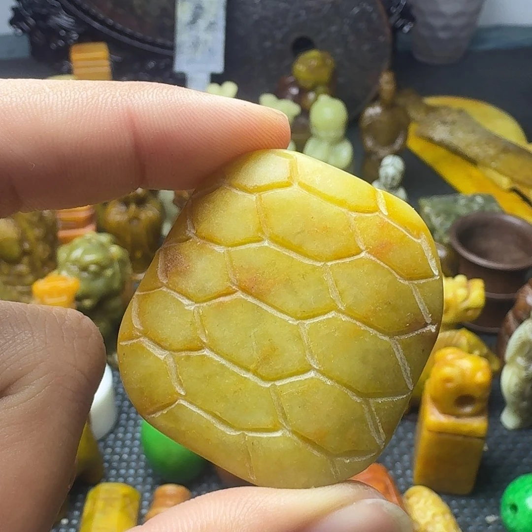 白玉菩提吊坠。。。