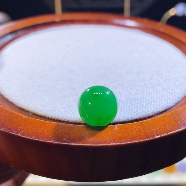 翡翠未镶嵌吊坠(不含链)翡翠满阳绿珠