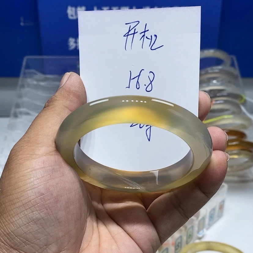 【闪购商品】手镯玛瑙/玉髓未镶嵌强**机