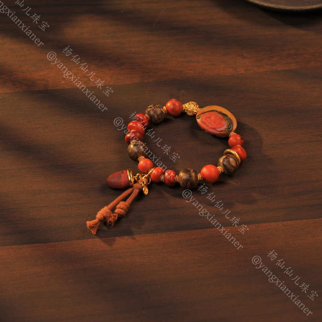 【杨仙仙珠宝】18K镶嵌南红多宝手串（菩萨棋）- A2209