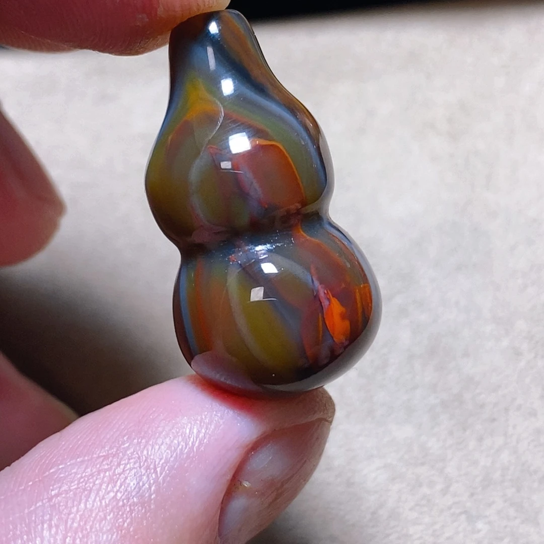 未镶嵌颈饰玛瑙/玉髓L*