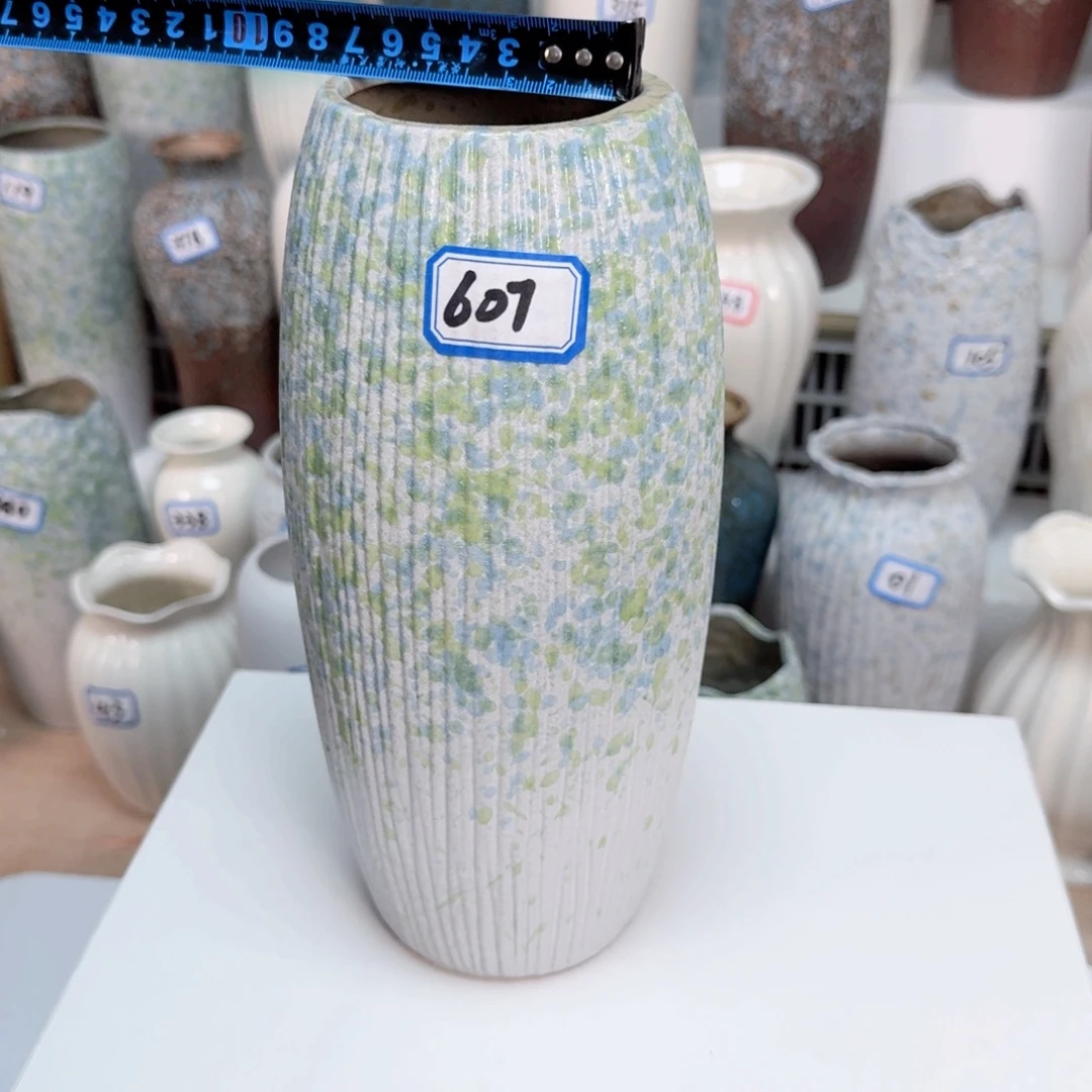 607号陶瓷高25厘米一个