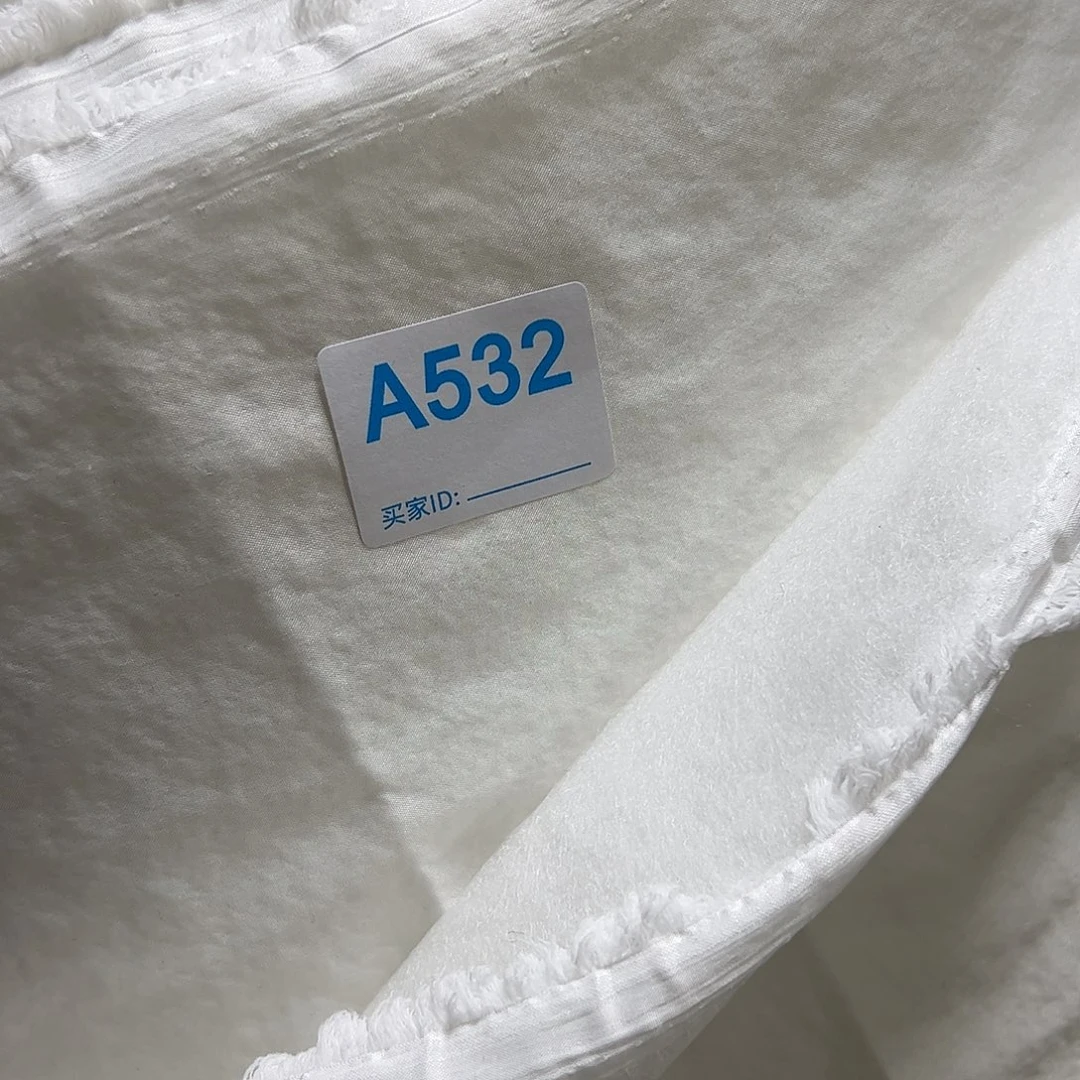 春亚纺内衬加冕¥12 ， 3米532