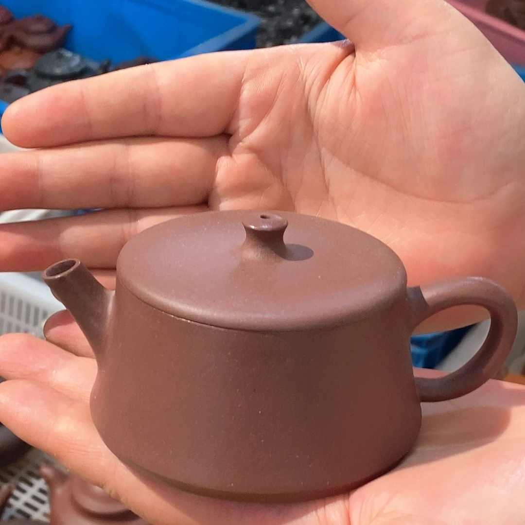 茶壶紫砂紫砂壶。紫砂壶。