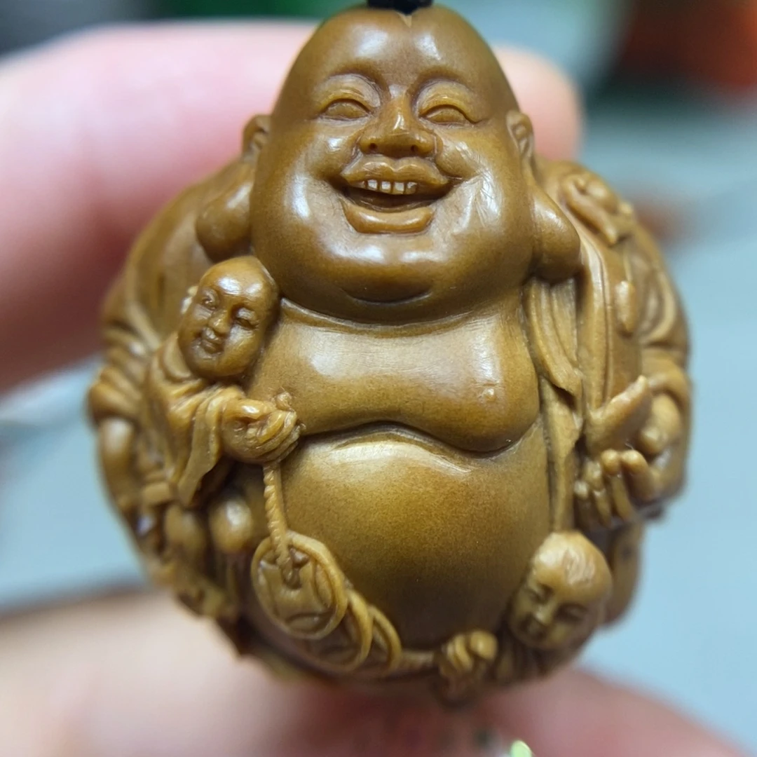 橄榄核吊坠五子登科