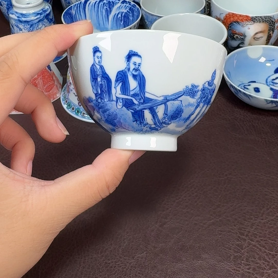 现代景德镇陶瓷杯