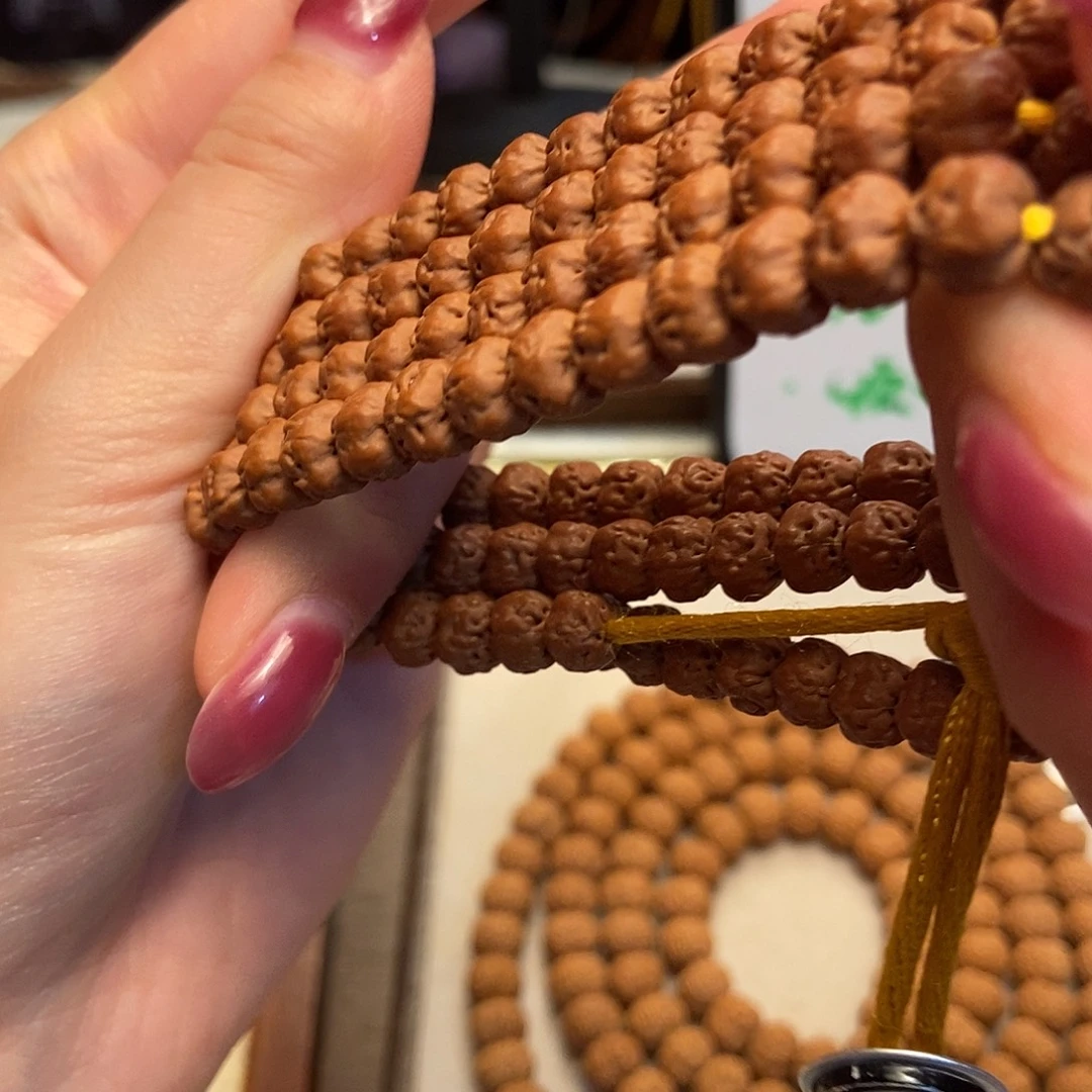 南***帽金刚菩提吊坠佛手